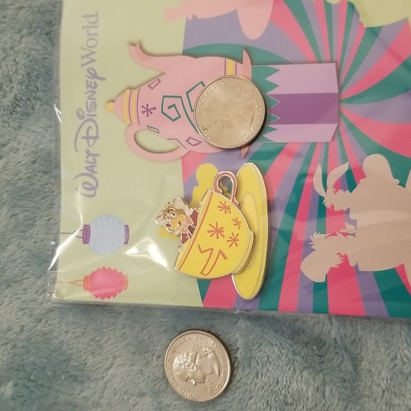 New Disney collector pin - Picture 4 of 4